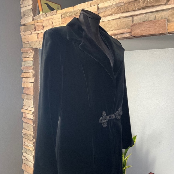VTG Holiday Black Velvet Opera Long Coat Party Whimsigoth Evening Event Formal L - Picture 9 of 13